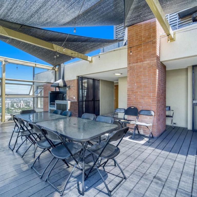 Blue Pink Home Apartment - Wifi & Gym near Escuela Militar - Two-Bedroom Apartment - 4