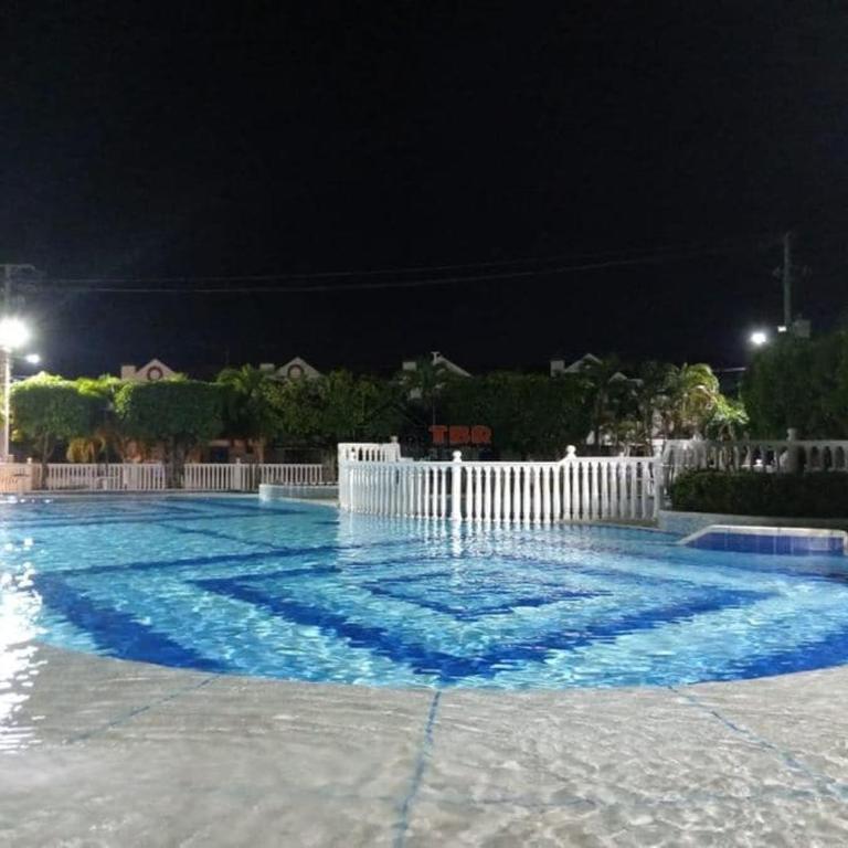 Espectacular casa en Flandes - Three-Bedroom Home - 20