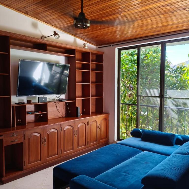 Espectacular casa en Flandes - Three-Bedroom Home - 33
