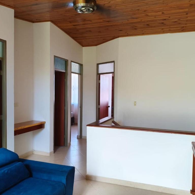 Espectacular casa en Flandes - Three-Bedroom Home - 36