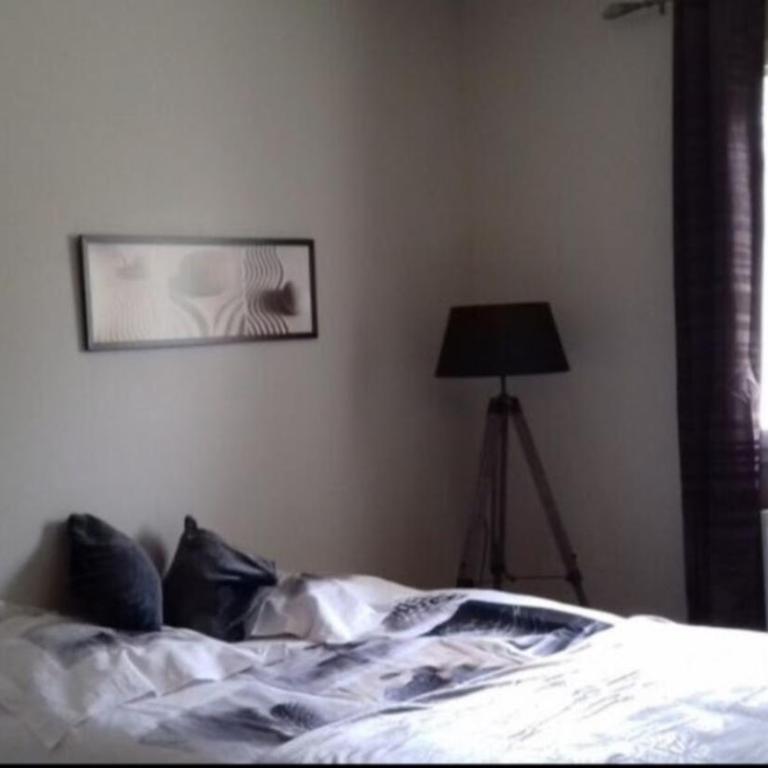 Gîte climatisé avec piscine sur les hauteurs de CAHORS - Maison 3 Chambres - 15