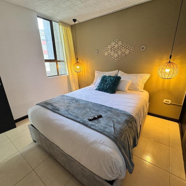 Moderno y cálido apto cerca al centro histórico - Apartamento de 3 dormitorios - 2