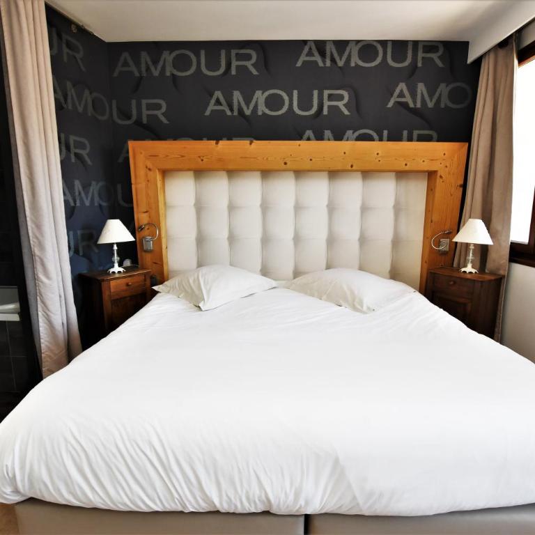 Logis Hôtel - Auberge les Clarines - Chambre Quadruple avec Balcon - 5