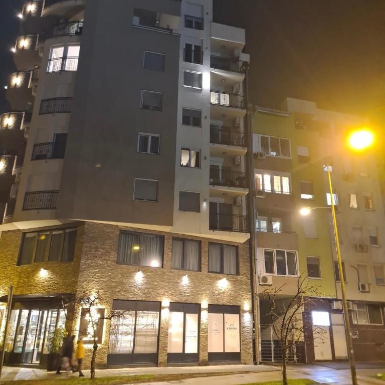Stay & smile Novi Sad 222 - Apartman sa 2 Spavaće Sobe - 20
