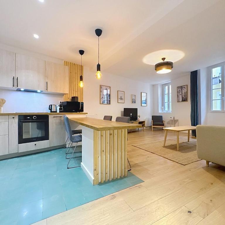 Séjour idéal au cœur du Vieux-Nice - Appartement 2 Chambres - 11