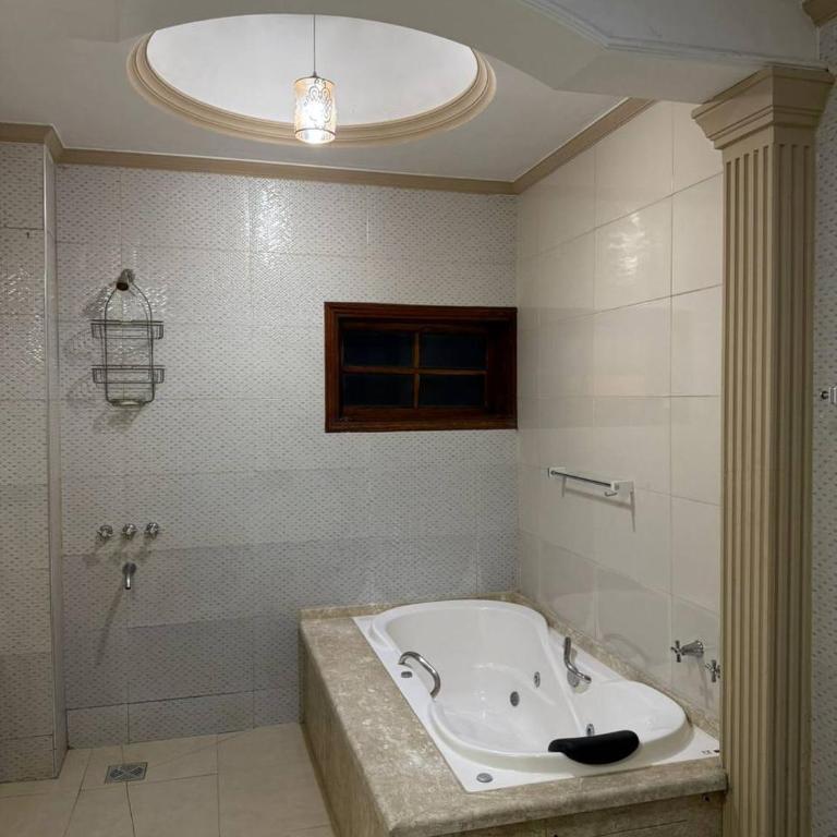 Hotel Grand Siberia - Deluxe Double Room with Bath - 9