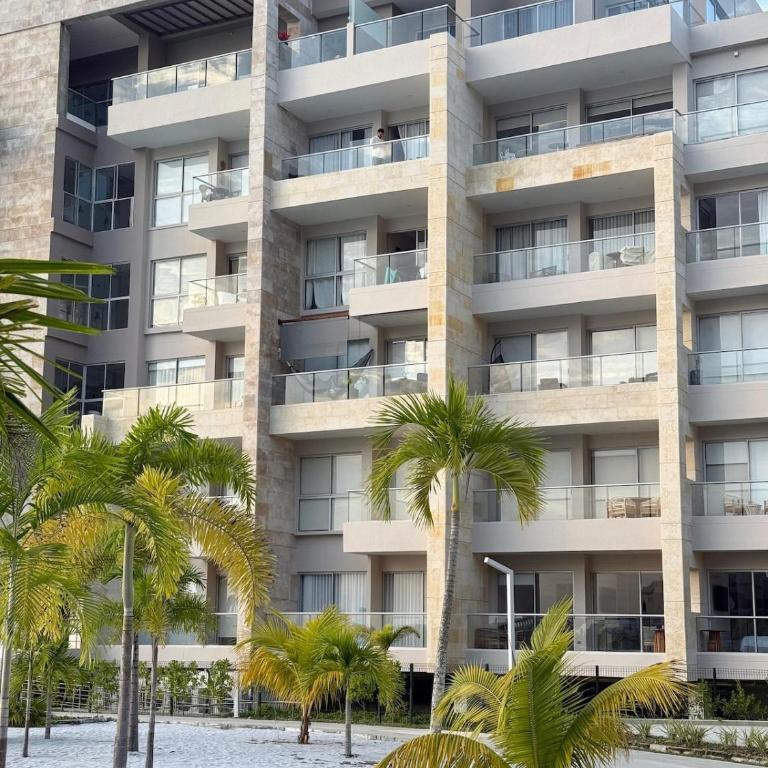 2BR 2BA Apt Baia Kristal Cartagena Crystal Lagoon - Two-Bedroom Apartment with Balcony - 7