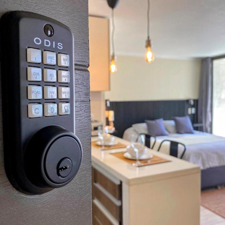 Moderno e Iluminado - One-Bedroom Apartment - 10