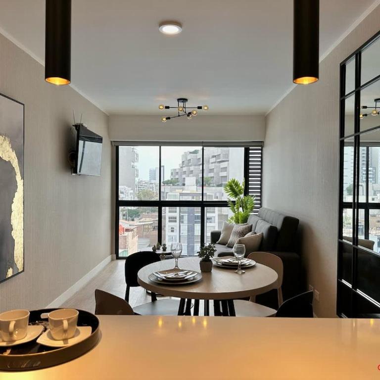 Fantastic 1BR at Barranco - One-Bedroom Apartment - 1