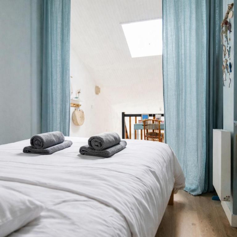 Appartement rénové avec goût et idéalement situé à deux pas du remblai - Appartement - 3