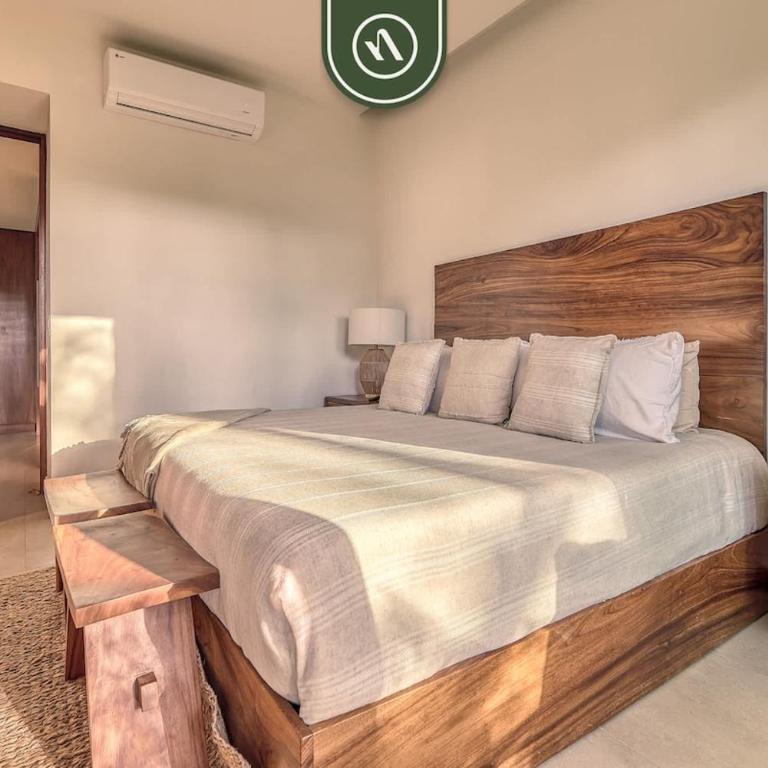 Luxury 2 BR Condo near Golf Courses and Marina - Casa - 10