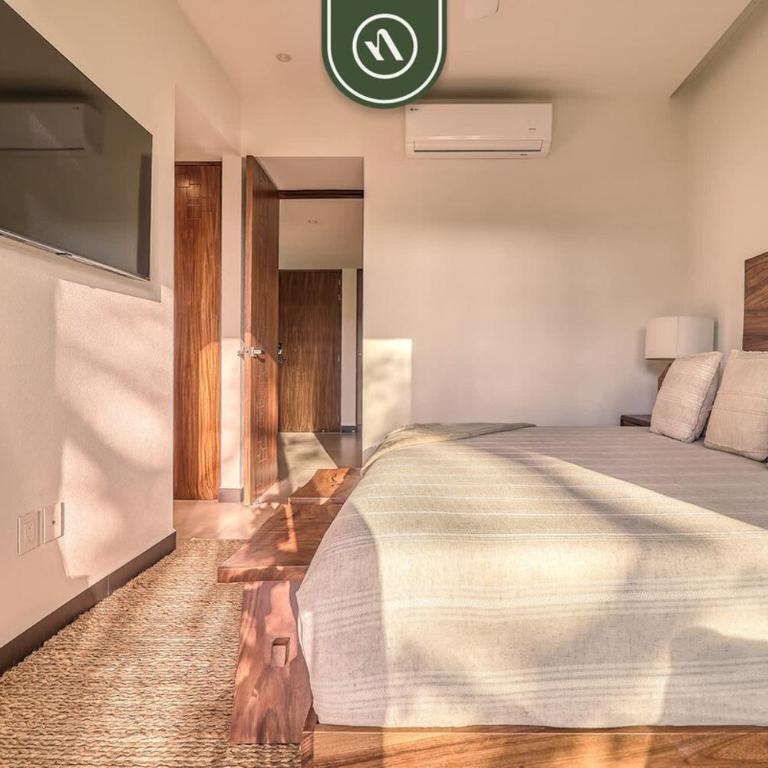 Luxury 2 BR Condo near Golf Courses and Marina - Casa - 12