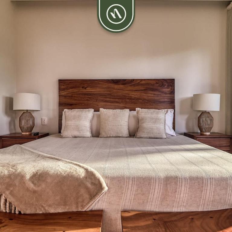 Luxury 2 BR Condo near Golf Courses and Marina - Casa - 13