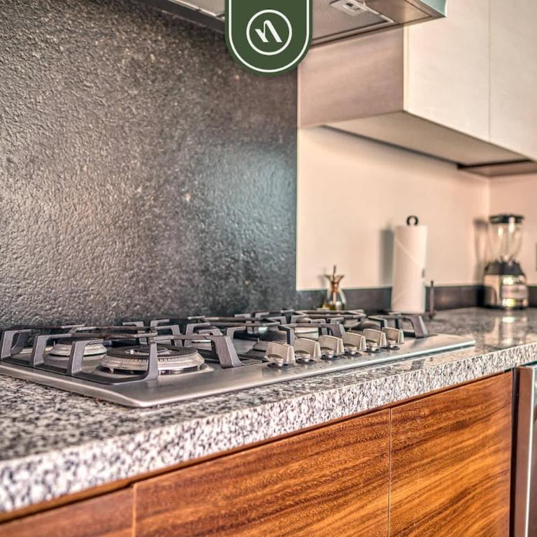 Luxury 2 BR Condo near Golf Courses and Marina - Casa - 30