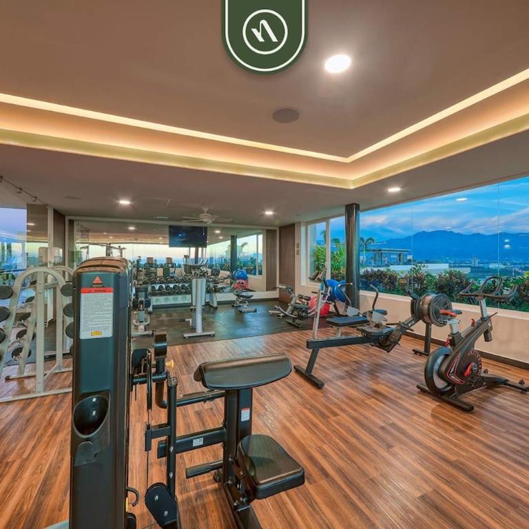 Luxury 2 BR Condo near Golf Courses and Marina - Casa - 47