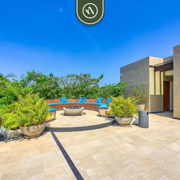 Luxury 2 BR Condo near Golf Courses and Marina - Casa - 60