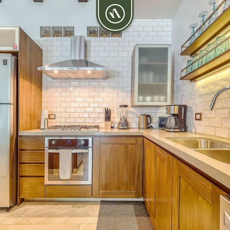 Luxury 2BR Condo in Romatic Zone - Rooftop Pool - Vacation Home - 6