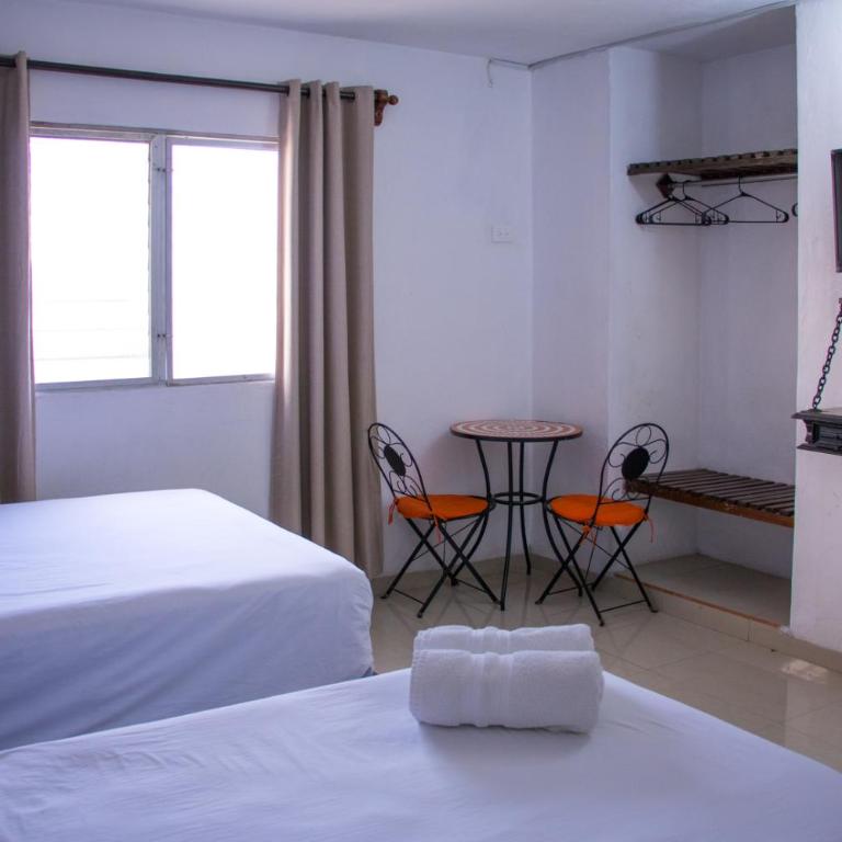 Hotel Posada del Angel - Twin Room - 3