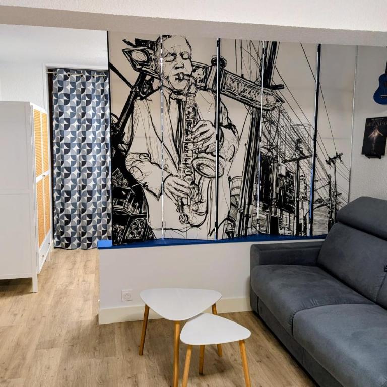 Studio Music Blue - Bourgoin Centre - Queen Studio - 7