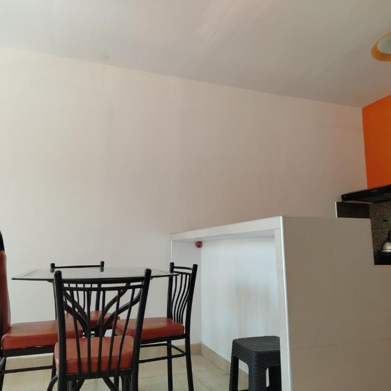 Departamento amoblado con 2 habitaciones y cochera - One-Bedroom Apartment - 7