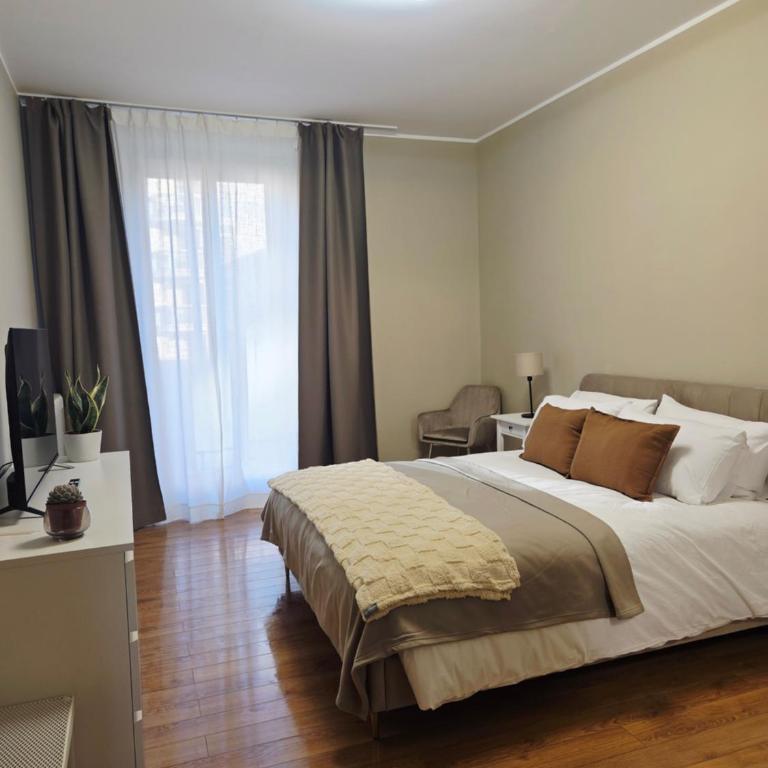 Darsena Suite 6 - Appartamento con 2 Camere da Letto e Balcone - 12