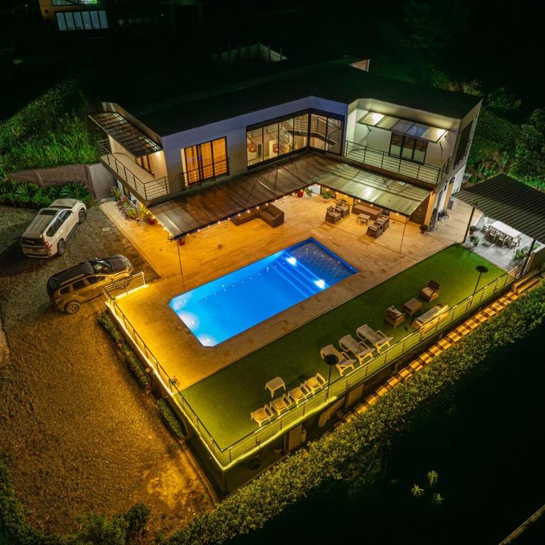 Casa Finca Moderna en Sopetran, Antioquia - Casa de 4 dormitorios - 16