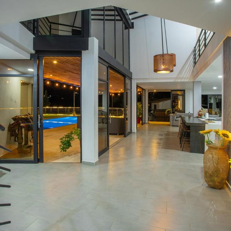 Casa Finca Moderna en Sopetran, Antioquia - Casa de 4 dormitorios - 24