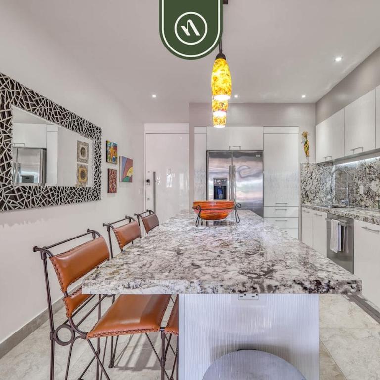 Stunning 2 BR Condo in Romantic Zone - Pool - Casa - 28