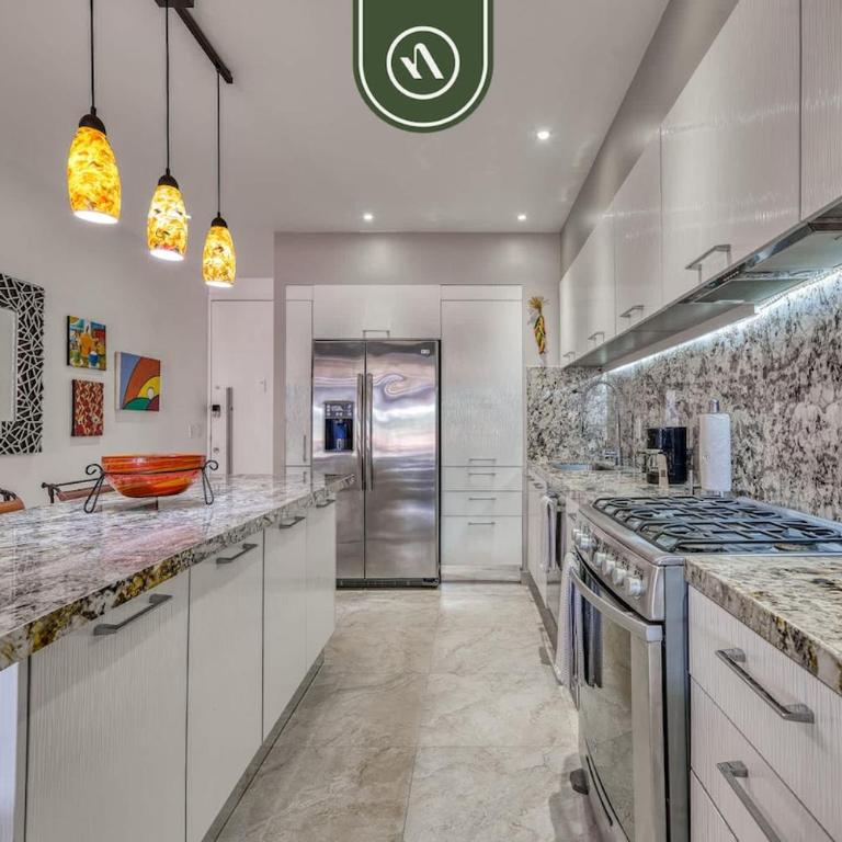 Stunning 2 BR Condo in Romantic Zone - Pool - Casa - 29