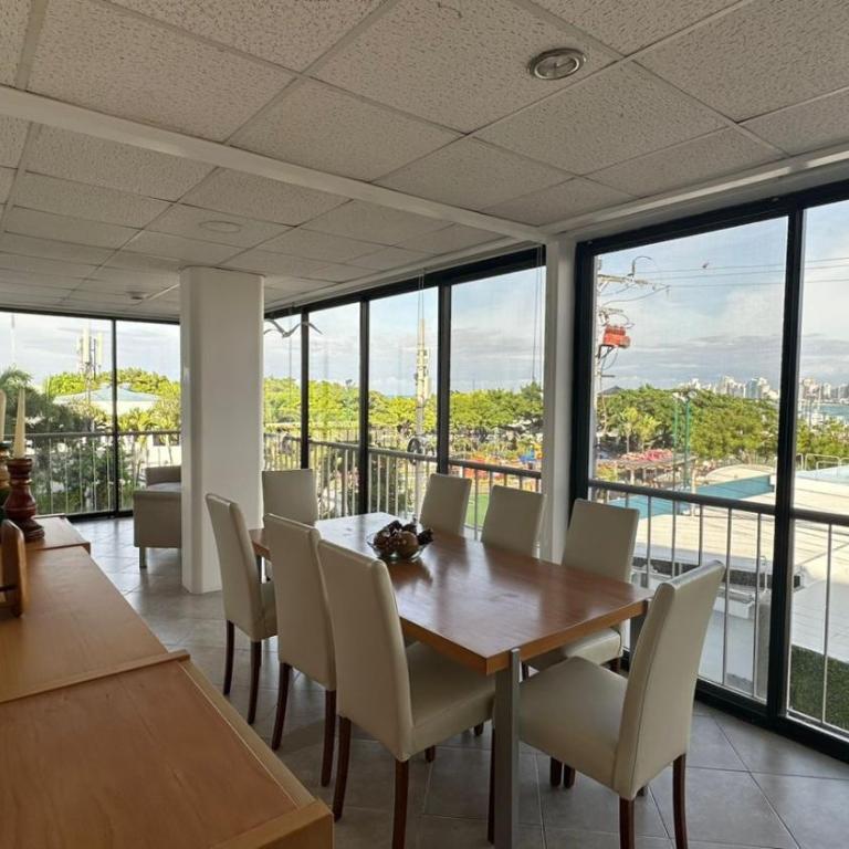 Departamento Frente al Salinas Yacht Club - Three-Bedroom Apartment - 12