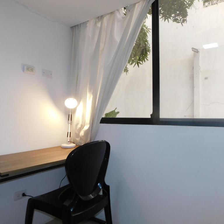 Loft All in one- Workspace- comfort & Huge garage - Two-Bedroom House - 47