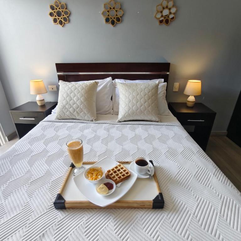 Hotel GM zamora Balcony - One-Bedroom Apartment - 5
