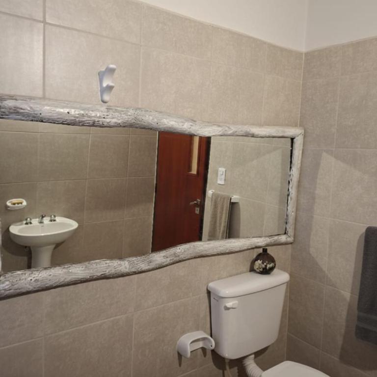 Casa pequeña 2 personas ideal de descanso y punto estratégico de viaje - One-Bedroom House - 21
