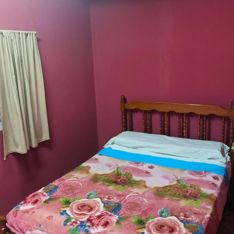 Pabuelo - Double Room with Shared Bathroom - 1