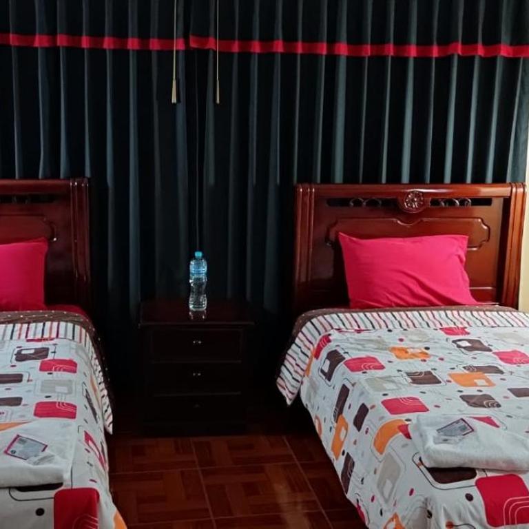 Hotel Navarra - Twin Room - 2