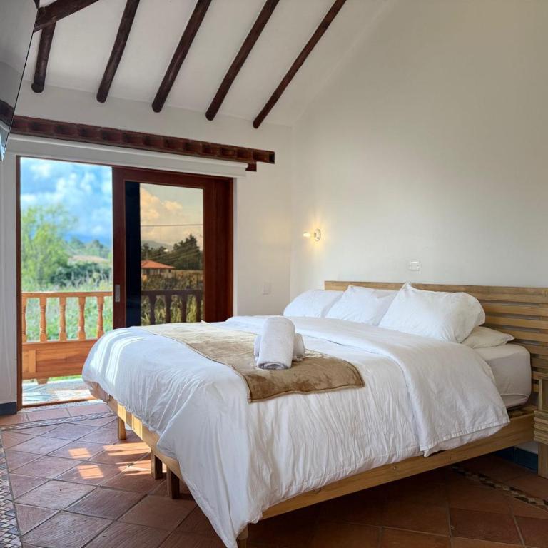 Casa Roma - Three-Bedroom House - 1