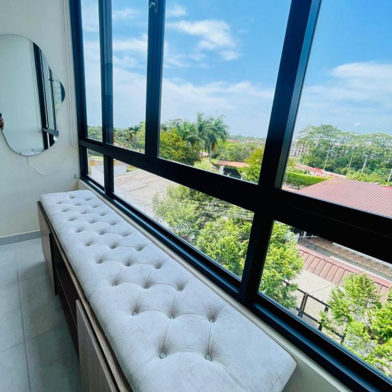 Encanto del Llano Luxury Apartment with Jacuzzi Terrace - Two-Bedroom Apartment with City View - 22