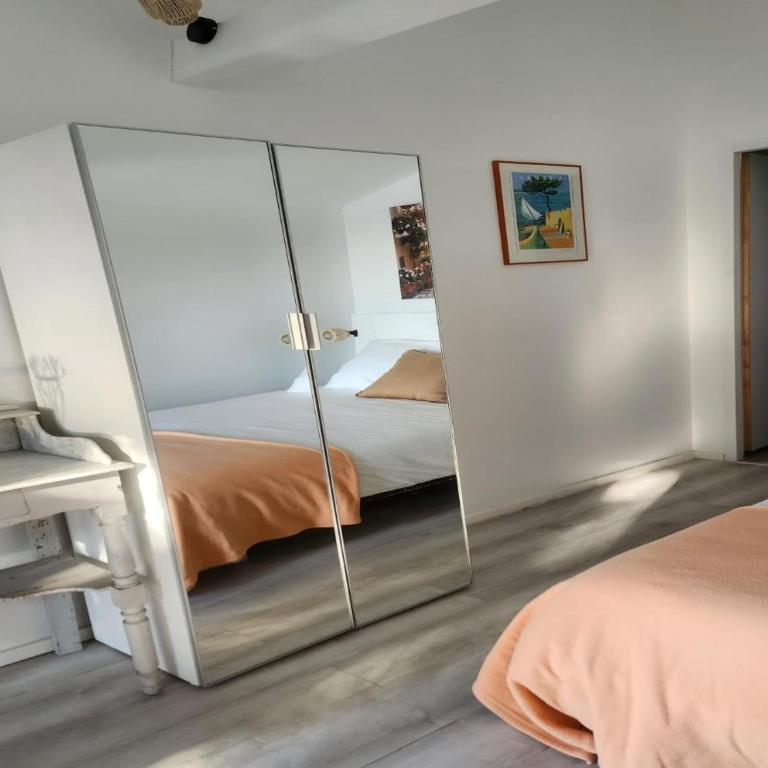Villa with Private Pool & Boules Court - Maison de Vacances 2 Chambres - 20