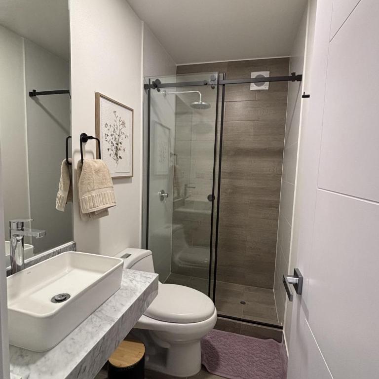 2BR Apartment with Pool near Larcomar - Two-Bedroom Apartment - 6