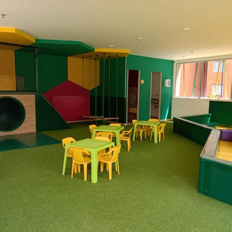 Apto Completo con Estudio y CLUB HOUSE - Apartamento Estudio de 2 dormitorios - 32