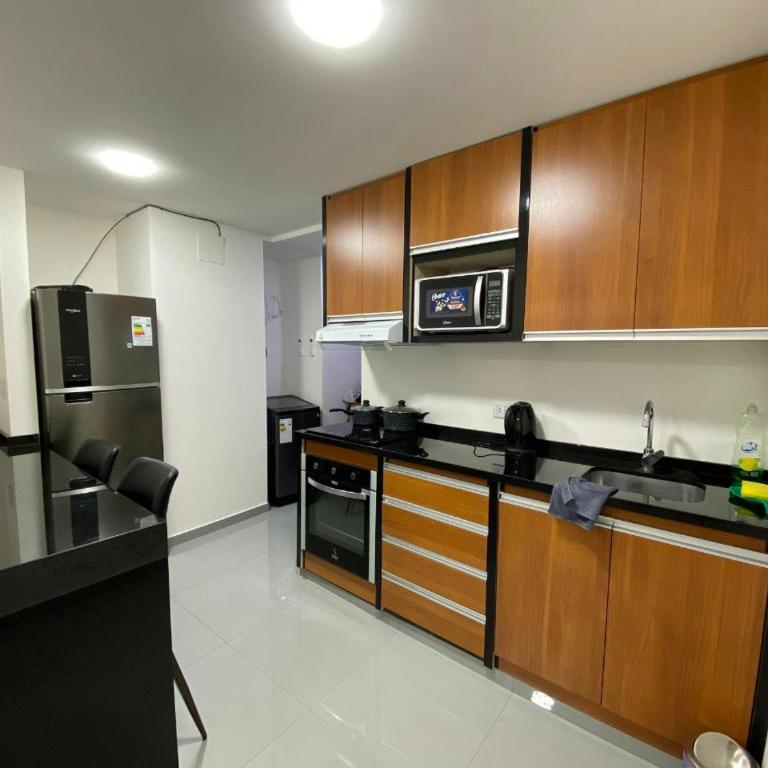 Departamento moderno en Equipetrol - Apartamento de 2 dormitorios - 7