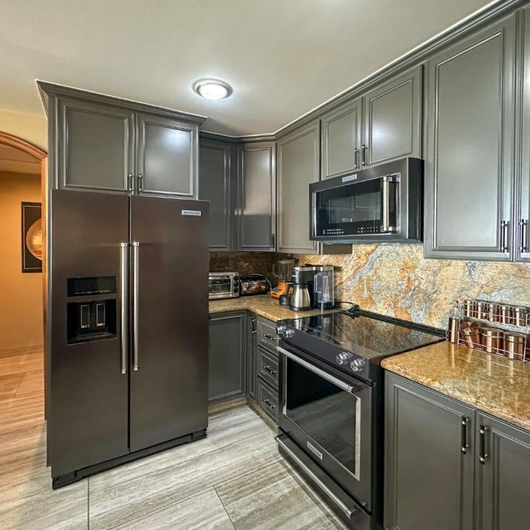 The Iconic Beachfront 3BR Condo - Apartamento - 19