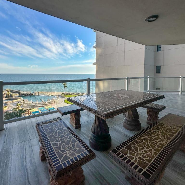 The Iconic Beachfront 3BR Condo - Apartamento - 29