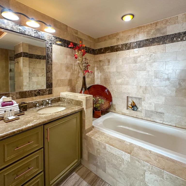 The Iconic Beachfront 3BR Condo - Apartamento - 35