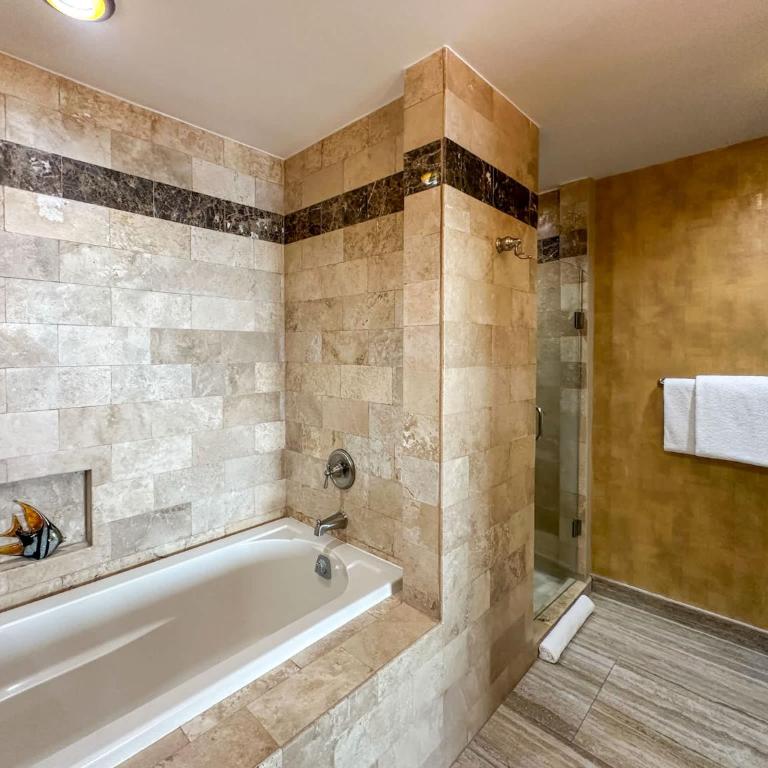 The Iconic Beachfront 3BR Condo - Apartamento - 41