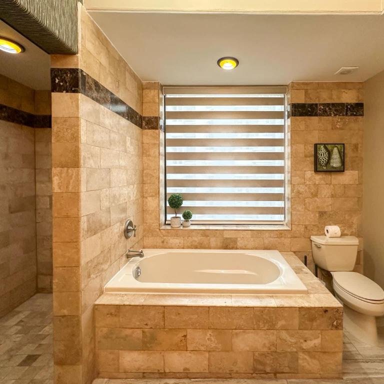 The Iconic Beachfront 3BR Condo - Apartamento - 57