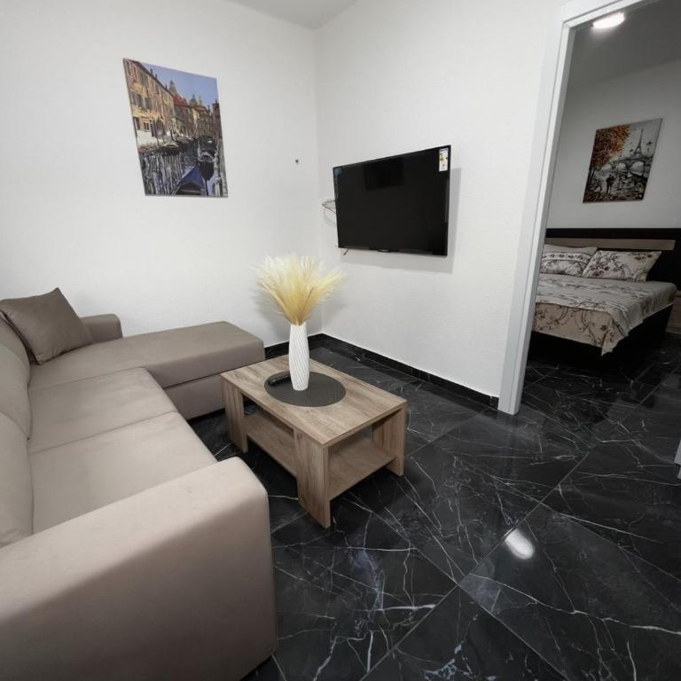 rent stan sutomore - Apartman sa 1 Spavaćom Sobom - 1