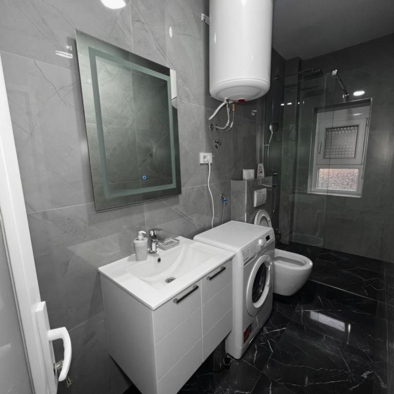 rent stan sutomore - Apartman sa 1 Spavaćom Sobom - 2