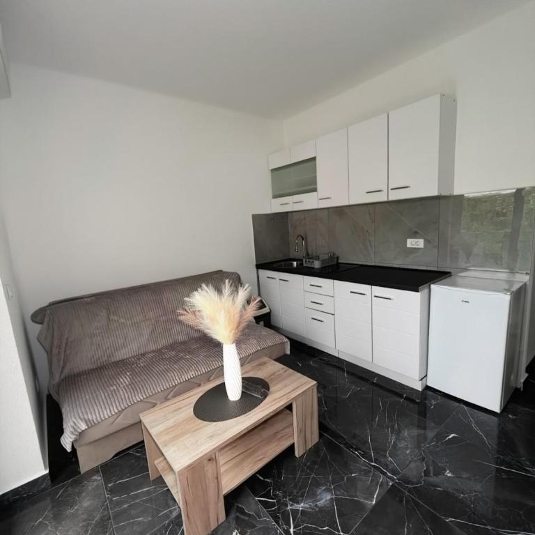 rent stan sutomore - Apartman sa 1 Spavaćom Sobom - 6