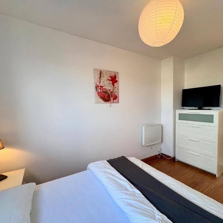Bel appartement 2 chambres - face mer - 5 personnes, WIFI, animaux admis, parking - FR-1-323-457 - Appartement - 10